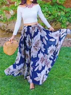 Chicwish Marvelous Floral Blue White Watercolor Chiffon Maxi Skirt M
